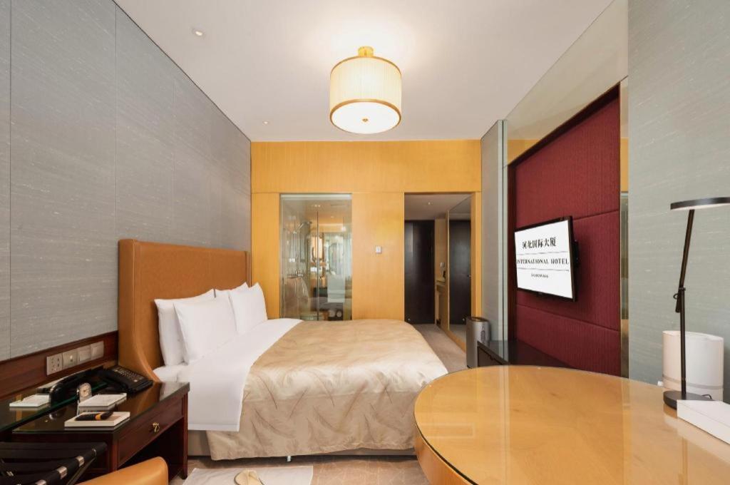 Shijiazhuang International Building Hotel Exterior photo