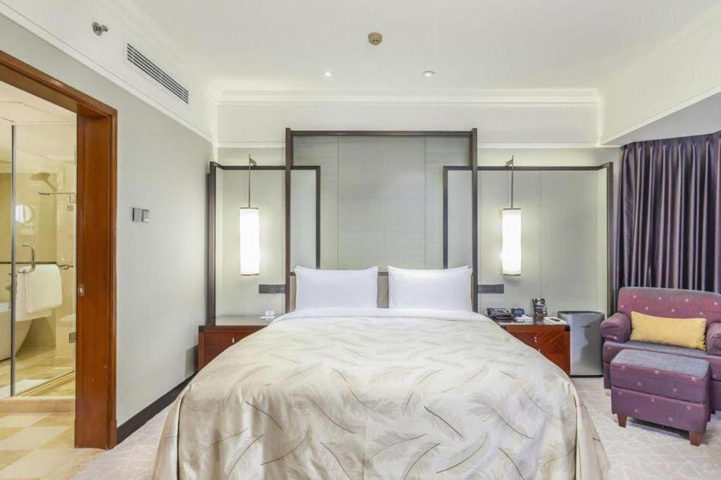 Shijiazhuang International Building Hotel Exterior photo